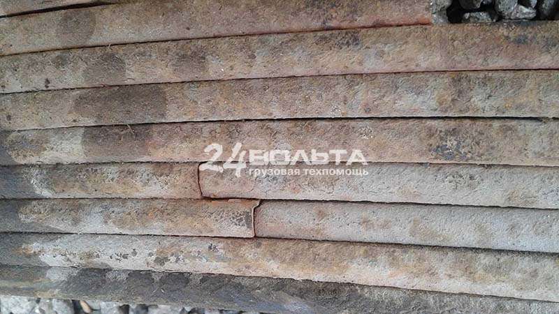 Переборка рессор грузовика Переборка рессор